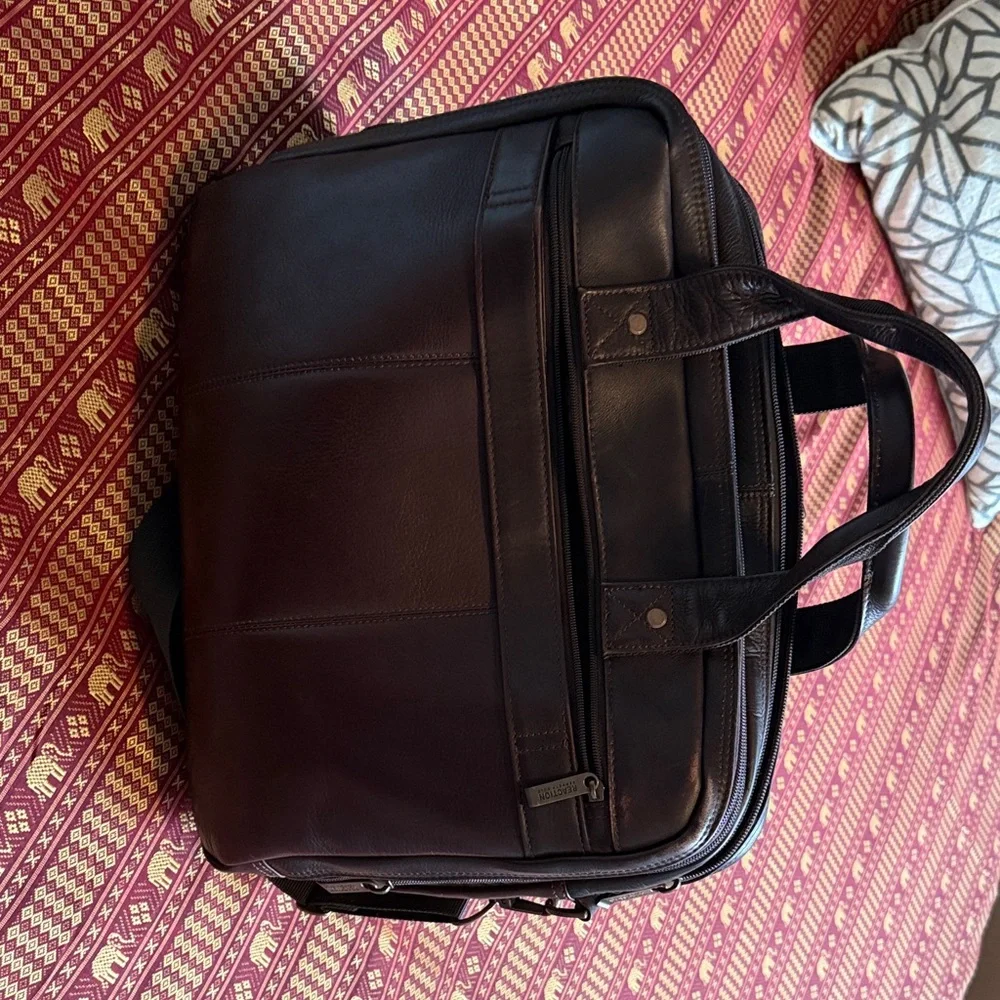 Kenneth Cole Dark Brown Leather Briefcase